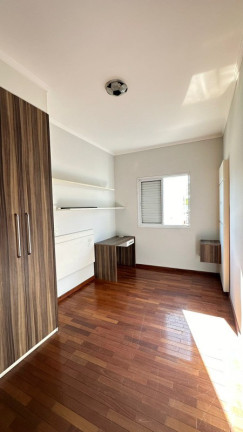 Imagem Casa com 3 Quartos à Venda,  em Jardim Panorama - Indaiatuba