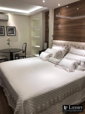 Imagem Apartamento com 3 Quartos à Venda, 254 m² em Alphaville Industrial - Barueri