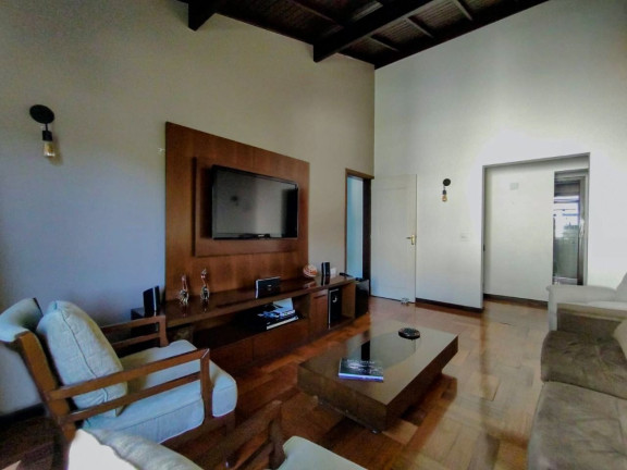 Imagem Casa com 4 Quartos à Venda, 285 m² em Várzea - Teresópolis