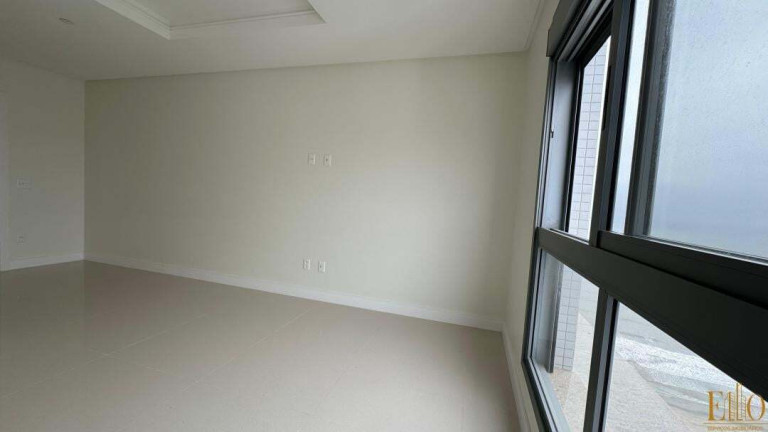 Imagem Apartamento com 4 Quartos à Venda, 182 m² em Centro - Balneário Camboriú Imagem Apartamento com 4 Quartos à Venda, 182 m² em Centro - Balneário Camboriú