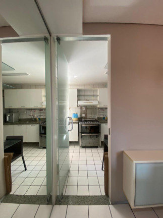 Imagem Apartamento com 3 Quartos à Venda, 300 m² em Jóquei - Teresina