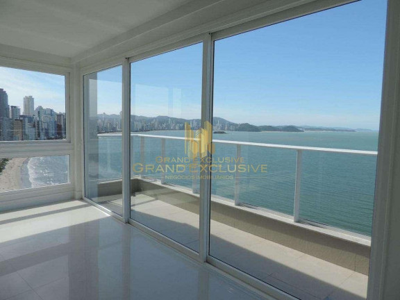 Imagem Apartamento com 3 Quartos à Venda, 151 m² em Centro - Balneário Camboriú Imagem Apartamento com 3 Quartos à Venda, 151 m² em Centro - Balneário Camboriú