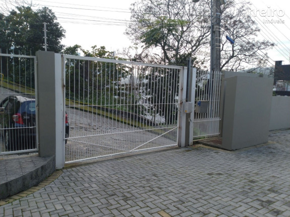 Imagem Edifício Residencial com 11 Quartos à Venda, 1.040 m² em Carvoeira - Florianópolis