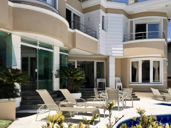 Imagem Casa com 5 Quartos para Temporada, 550 m² em Florianópolis