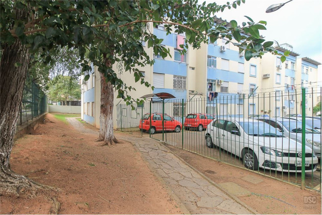 Imagem Imóvel com 1 Quarto à Venda, em Vila Nova - Porto Alegre Imagem Imóvel com 1 Quarto à Venda, em Vila Nova - Porto Alegre