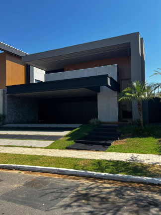 Casa com 3 Quartos à Venda, 466 m² em Ribeirão Do Lipa - Cuiabá