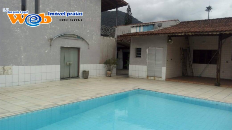 Imagem Casa com 4 Quartos à Venda, 268 m² em Solemar - Praia Grande Imagem Casa com 4 Quartos à Venda, 268 m² em Solemar - Praia Grande
