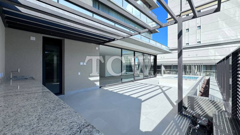 Imagem Cobertura com 3 Quartos à Venda, 245 m² em Moema - São Paulo