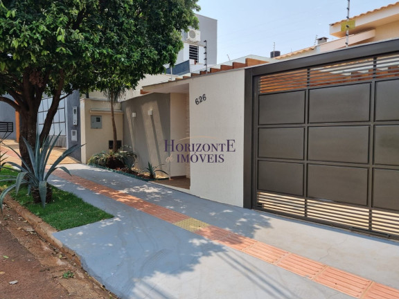 Casa com 3 Quartos à Venda, 196 m² em São Francisco - Campo Grande