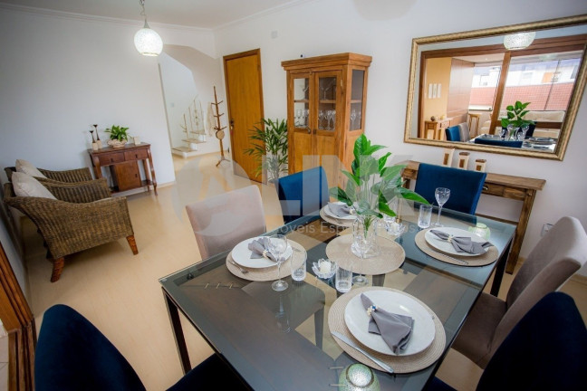 Imagem Imóvel com 3 Quartos à Venda, 260 m² em Jardim Itu - Porto Alegre Imagem Imóvel com 3 Quartos à Venda, 260 m² em Jardim Itu - Porto Alegre