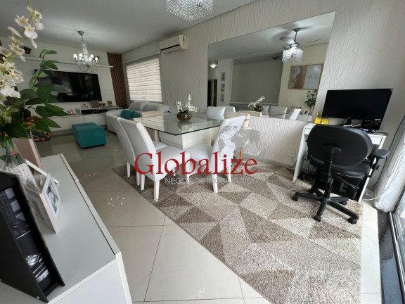 Casa com 4 Quartos à Venda, 109 m² em Embaré - Santos
