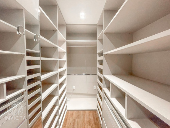 Imagem Apartamento com 3 Quartos à Venda, 251 m² em Centro - Balneário Camboriú Imagem Apartamento com 3 Quartos à Venda, 251 m² em Centro - Balneário Camboriú