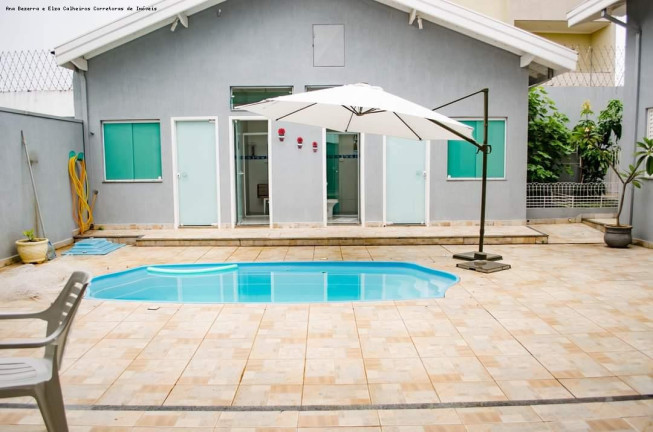Imagem Casa com 3 Quartos à Venda, 271 m² em Piracangaguá - Taubaté