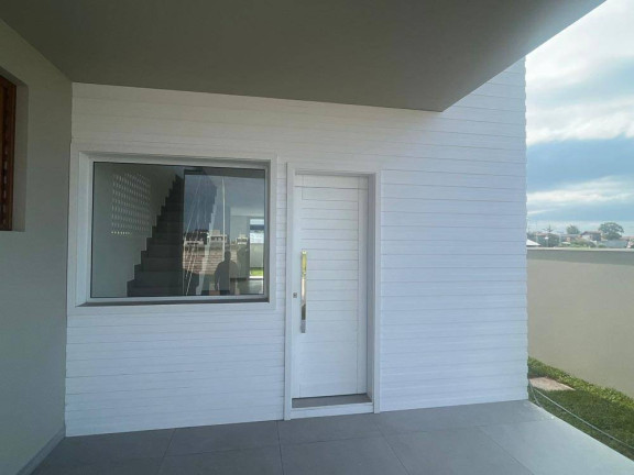 Imagem Casa com 3 Quartos à Venda, em Campeche - Florianópolis Imagem Casa com 3 Quartos à Venda, em Campeche - Florianópolis