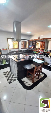 Imagem Sobrado com 5 Quartos à Venda, em Barra Velha - Ilhabela Imagem Sobrado com 5 Quartos à Venda, em Barra Velha - Ilhabela