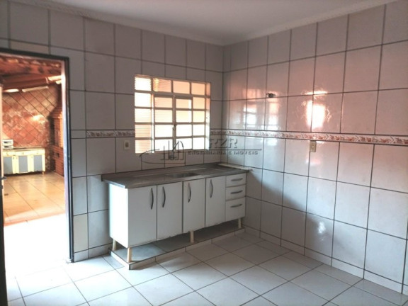 Imagem Casa com 4 Quartos à Venda, 258 m² em Jd. Santa Luzia - Luís Antônio