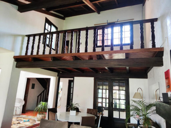 Imagem Casa com 3 Quartos à Venda, 320 m² em Vila Suzana - Canela Imagem Casa com 3 Quartos à Venda, 320 m² em Vila Suzana - Canela