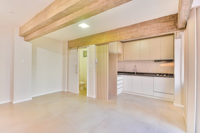 Imagem Apartamento com 2 Quartos à Venda, 72 m² em Bom Fim - Porto Alegre Imagem Apartamento com 2 Quartos à Venda, 72 m² em Bom Fim - Porto Alegre