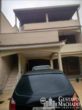 Casa com 3 Quartos à Venda, 210 m² em Santa Cruz - Volta Redonda