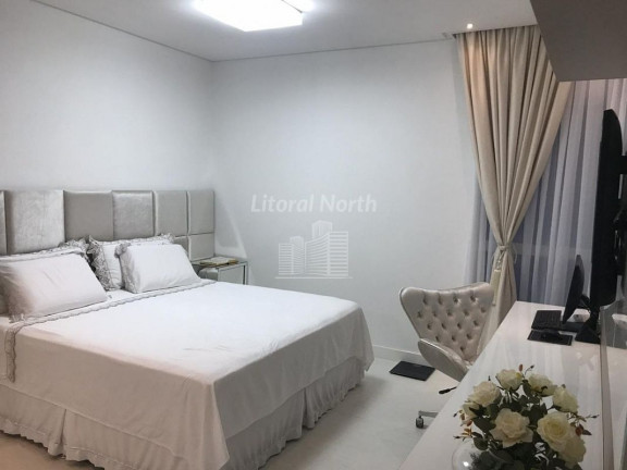 Imagem Apartamento com 3 Quartos à Venda, 130 m² em Centro - Balneário Camboriú Imagem Apartamento com 3 Quartos à Venda, 130 m² em Centro - Balneário Camboriú