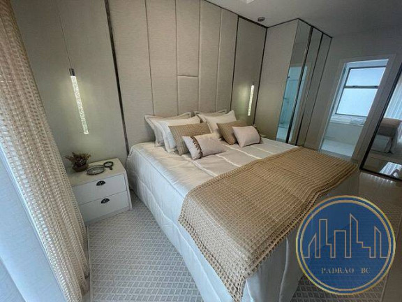 Imagem Apartamento com 3 Quartos à Venda, 399 m² em Centro - Balneário Camboriú Imagem Apartamento com 3 Quartos à Venda, 399 m² em Centro - Balneário Camboriú