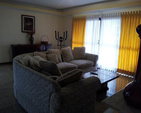 Imagem Apartamento com 4 Quartos à Venda, 226 m² em Pitangueiras - Guarujá