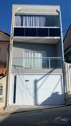 Casa com 3 Quartos à Venda, 180 m² em Jardim Tupan - Barueri
