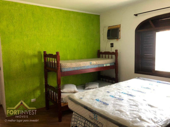 Imagem Imóvel com 4 Quartos à Venda, 350 m² em Canto Do Forte - Praia Grande Imagem Imóvel com 4 Quartos à Venda, 350 m² em Canto Do Forte - Praia Grande
