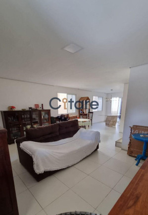 Imagem Casa com 3 Quartos à Venda, 430 m² em Guaribas - Eusébio Imagem Casa com 3 Quartos à Venda, 430 m² em Guaribas - Eusébio