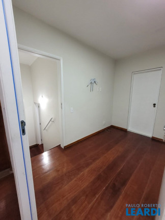 Imóvel com 1 Quarto para Alugar, 25 m² em Jardim Stella - Santo André
