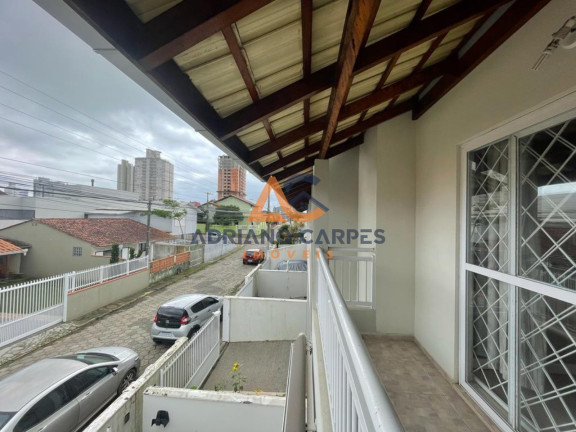 Imóvel com 2 Quartos à Venda, 80 m² em Centro - Balneário Piçarras