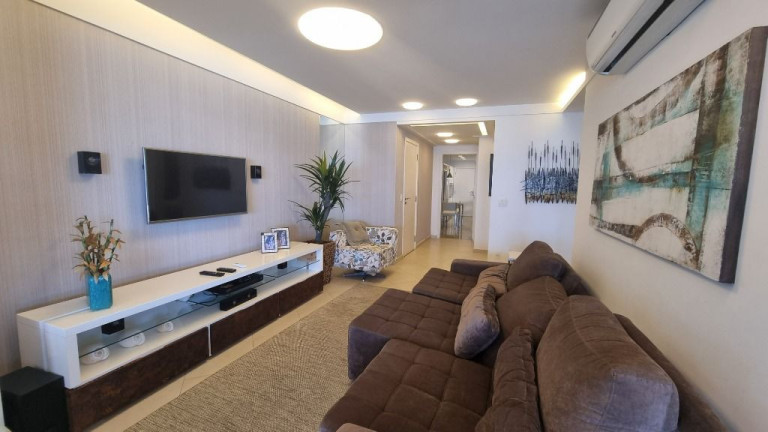 Imagem Apartamento com 3 Quartos à Venda, 164 m² em Pitangueiras - Guarujá Imagem Apartamento com 3 Quartos à Venda, 164 m² em Pitangueiras - Guarujá