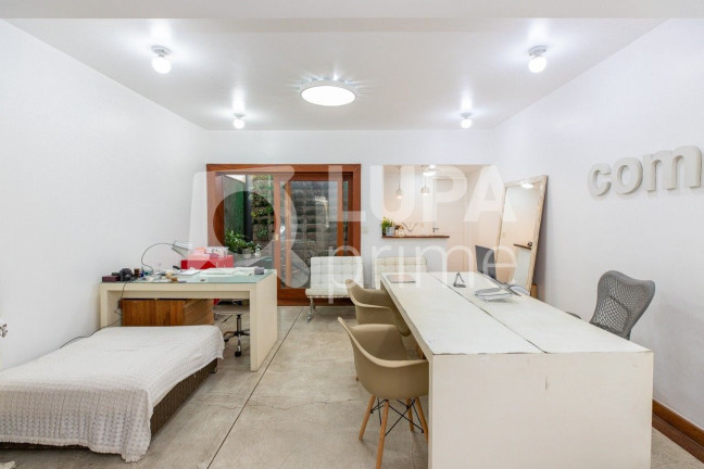 Imagem Casa com 3 Quartos à Venda, 100 m² em Jardins - São Paulo