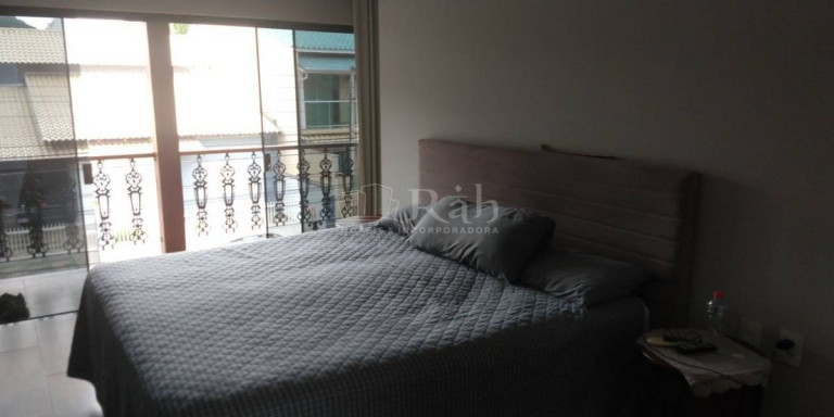 Casa com 4 Quartos à Venda, 350 m² em Fazendinha - Itajaí