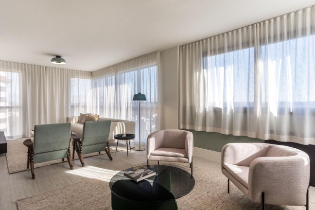 Foto do imóvel Apartamento com 3 Quartos à Venda, 189 m² em Bigorrilho - Curitiba