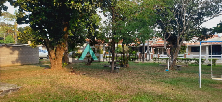Imagem Casa de Condomínio com 2 Quartos à Venda, 177 m² em Jardim Ipê - Atibaia Imagem Casa de Condomínio com 2 Quartos à Venda, 177 m² em Jardim Ipê - Atibaia