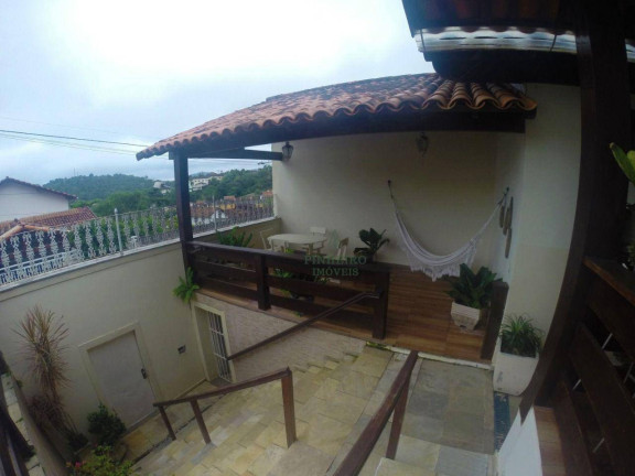 Imagem Casa com 4 Quartos à Venda, 271 m² em Badu - Niterói