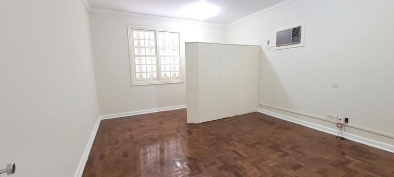 Imagem Sobrado com 8 Quartos à Venda, 337 m² em Jardim Guanabara - Campinas