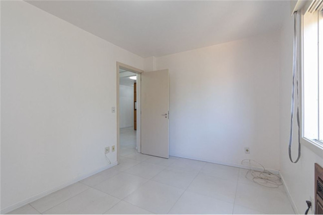 Imagem Apartamento com 2 Quartos à Venda, 66 m² em Cavalhada - Porto Alegre
