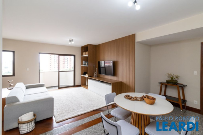 Imagem Apartamento com 4 Quartos à Venda, 149 m² em Vila Bastos - Santo André Imagem Apartamento com 4 Quartos à Venda, 149 m² em Vila Bastos - Santo André