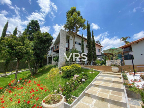 Casa com 4 Quartos à Venda, 250 m² em Golfe - Teresópolis