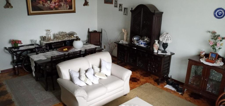 Imagem Casa com 5 Quartos à Venda, 305 m² em Centro - Tremembé Imagem Casa com 5 Quartos à Venda, 305 m² em Centro - Tremembé