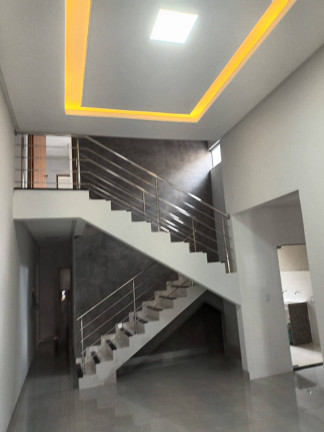 Imagem Casa com 3 Quartos à Venda, 155 m² em Setor Três Marias - Goiânia Imagem Casa com 3 Quartos à Venda, 155 m² em Setor Três Marias - Goiânia