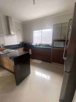 Imagem Casa com 4 Quartos à Venda, 220 m² em Jardim Paulista - Atibaia Imagem Casa com 4 Quartos à Venda, 220 m² em Jardim Paulista - Atibaia