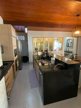 Imagem Casa com 3 Quartos à Venda, 300 m² em Domingos Martins - Domingos Martins Imagem Casa com 3 Quartos à Venda, 300 m² em Domingos Martins - Domingos Martins