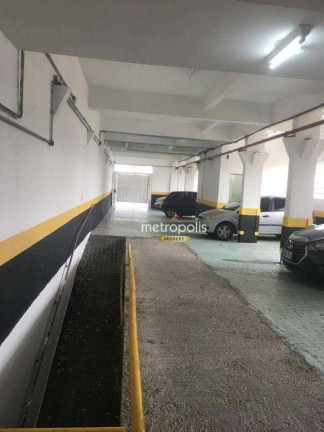 Sala Comercial à Venda ou Locação, 245 m² em São José - São Caetano Do Sul