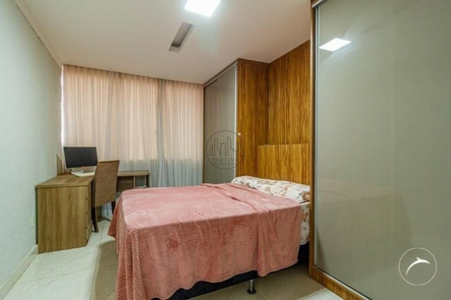 Imagem Casa com 5 Quartos à Venda, 265 m² em Samambaia Norte (samambaia) - Brasília