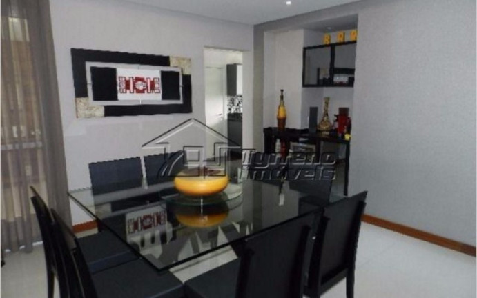 Apartamento com 3 Quartos à Venda, 189 m² em Vila Adyana - São José Dos Campos