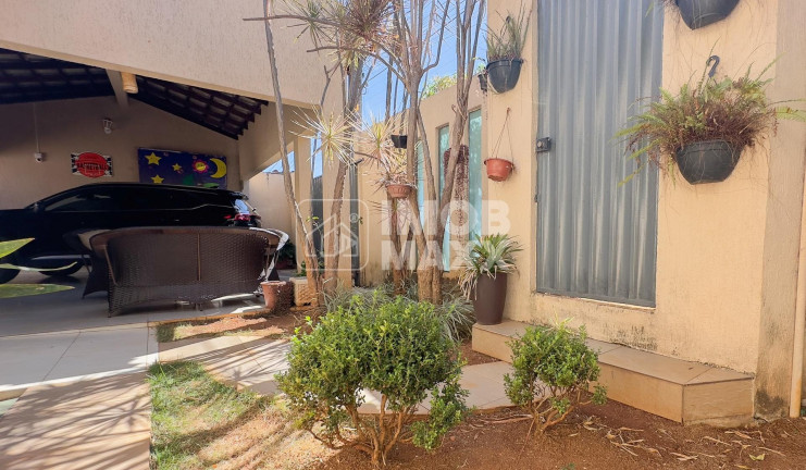 Imagem Casa de Condomínio com 5 Quartos à Venda, 200 m² em Arniqueiras - águas Claras