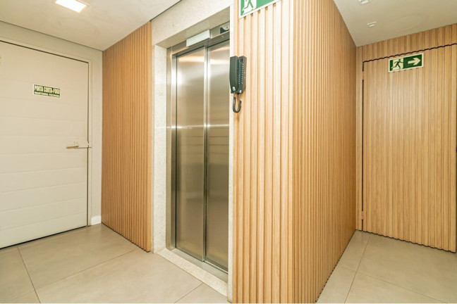 Imagem Apartamento com 3 Quartos à Venda, 65 m² em Petrópolis - Porto Alegre